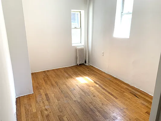 Rented by FirstService Realty (legacy) | media 9