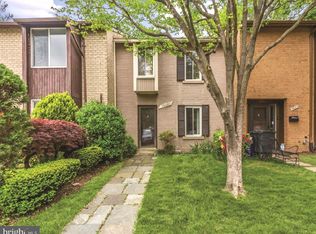 19680 Club Lake Rd, Gaithersburg, MD 20886