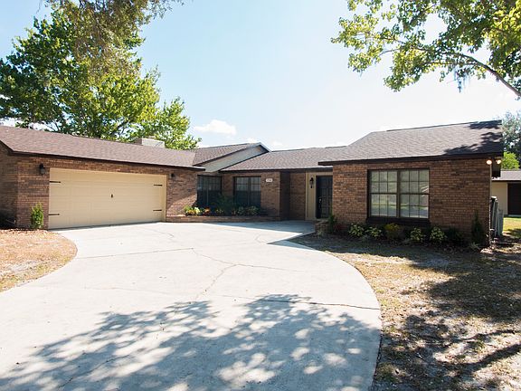 2nd image of 1760 King Henry Dr