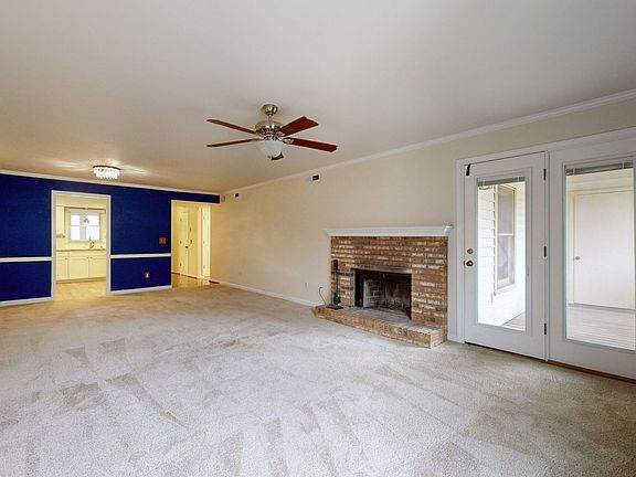 3rd image of 341 Westfield Dr