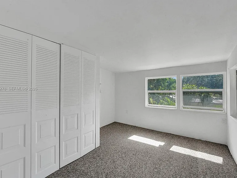 310 N Ocean Breeze #3 — Photo 9