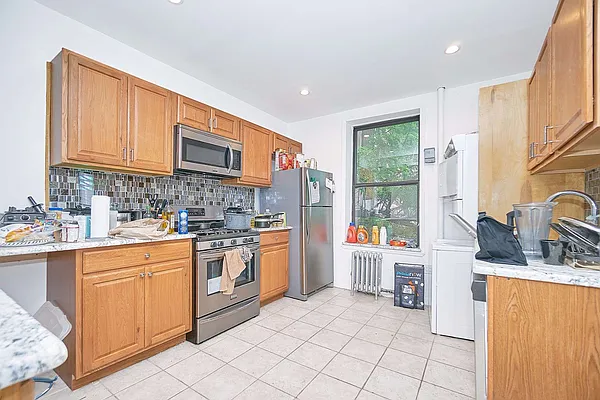 Rented by Keller Williams NYC | media 18