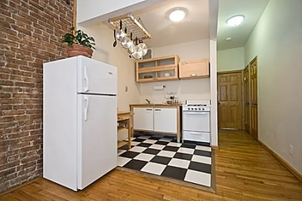 Rented by Citi Habitats | media 21