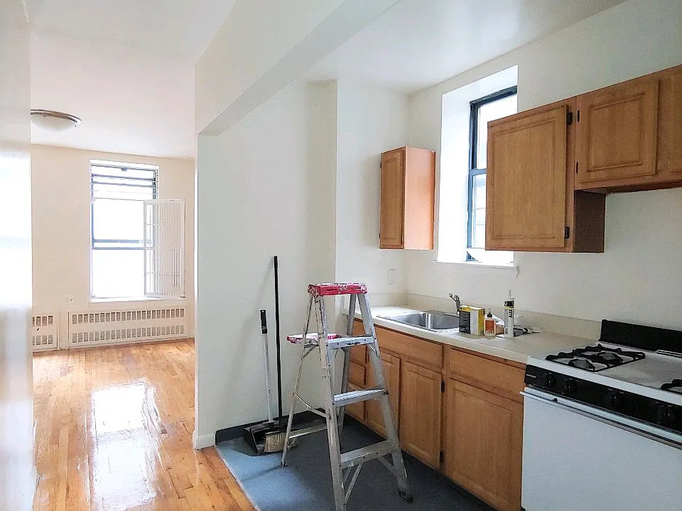 214 W 116th St #4F