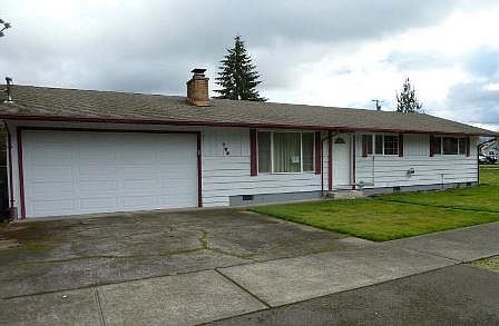 3rd image of 126 N Naches St