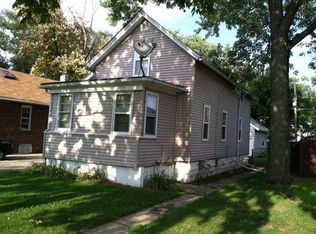 415 Morton Ave, Aurora, IL 60506