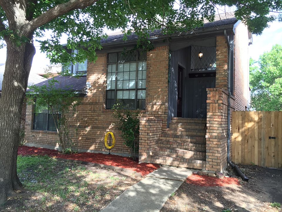 1st image of 1741 Medina Dr
