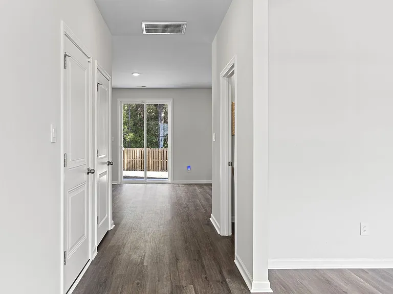 405 Ibis Ct — Photo 4
