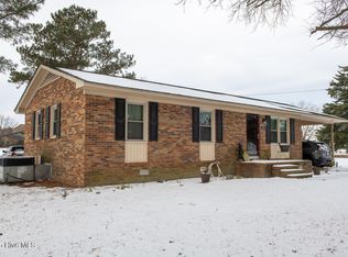 103 Alston St, Clinton, NC 28328