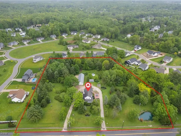 7901 State St, Garrettsville, OH 44231