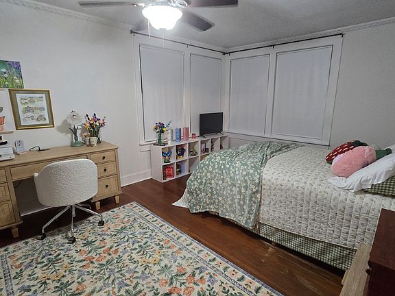 2nd image of 1815 Glendale Ave