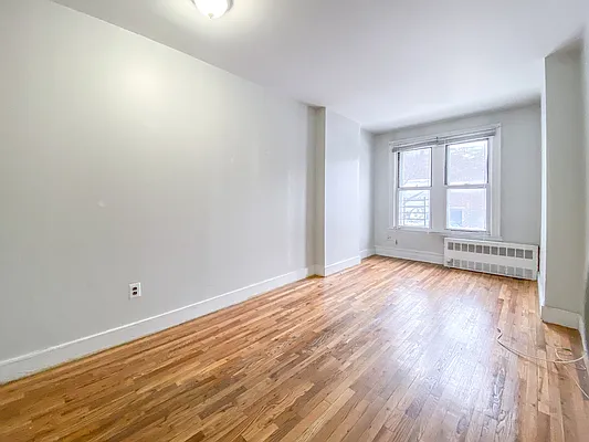 Rented by Nooklyn NYC LLC | media 4
