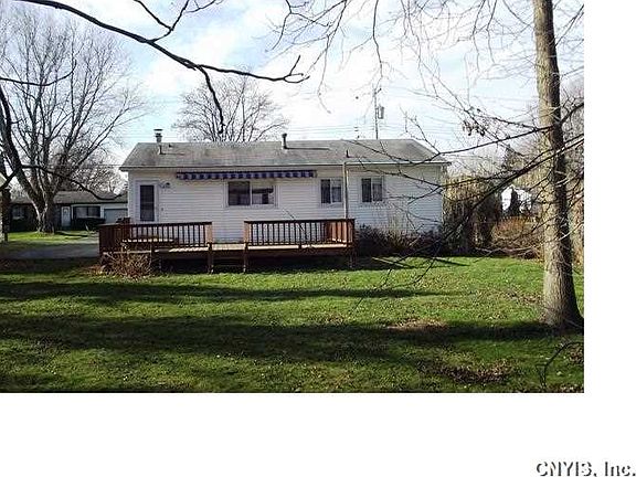 4th image of 7868 Sagamore Dr N