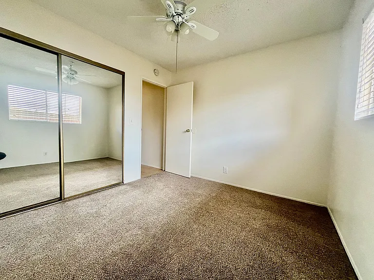 238 Davidson St — Photo 9