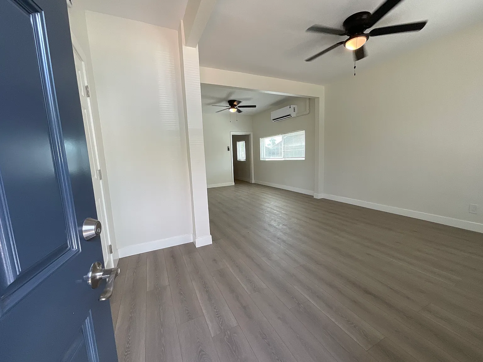 2 bed, 836 sqft, $2,495 — Photo 2