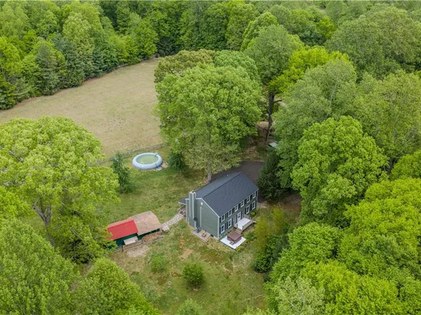 9652 Laurelwood Ln, Gloucester, VA 23061