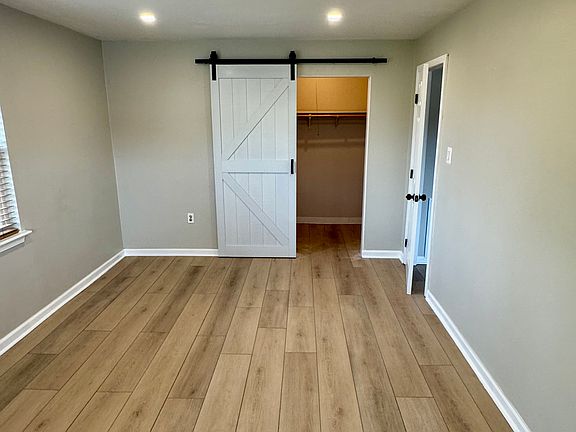 2nd image of 424 N Armistead St APT 201