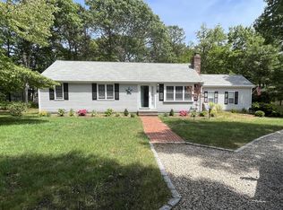 10 Liam Ln, Centerville, MA 02632