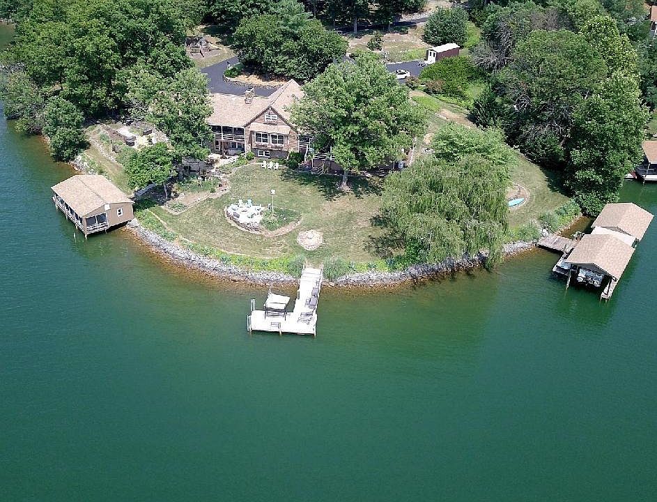 15993 Smith Mountain Lake Pkwy, Huddleston, VA 24104 Zillow