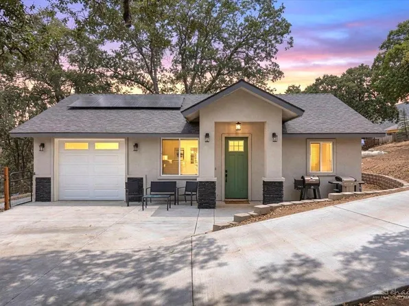 17896 Saint Moritz Dr, Tehachapi, CA 93561