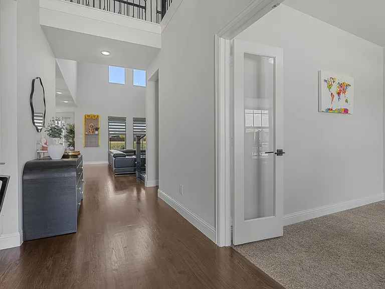 913 Gingham St — Photo 8