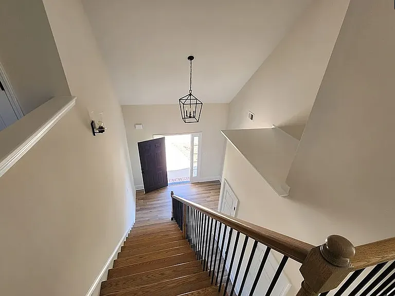 1740 Willow Creek Dr — Photo 9