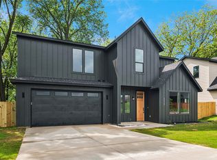 111 Lakeshore Ln, Red Oak, TX 75154