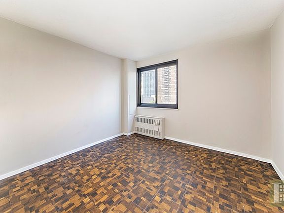 5th image of 80 Gold St #8C
