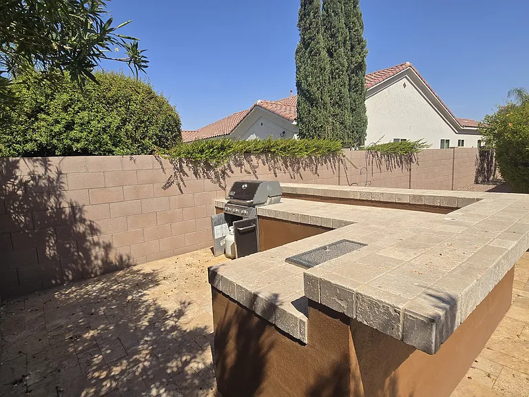639 W Coconino Pl — Photo 2