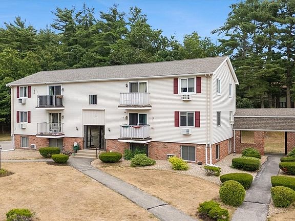2nd image of 10 Royal Dane Dr APT 79