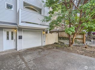 2446 NW 57th St, Seattle, WA 98107