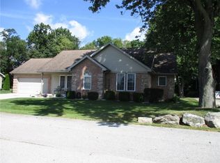 1456 W Deer Cliff Dr, Crawfordsville, IN 47933