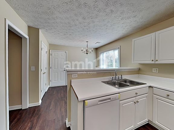 3rd image of 2873 Avalon Meadows Ct