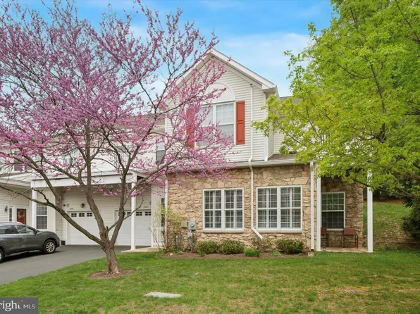 1562 Nicklaus Dr, Springfield, PA 19064