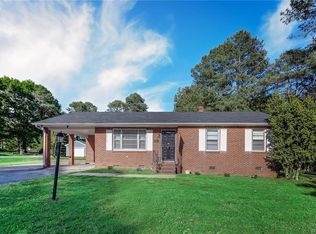 19209 Woodpecker Rd, South Chesterfield, VA 23803