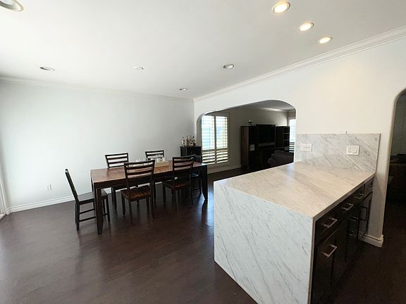 4th image of 4575 62nd St
