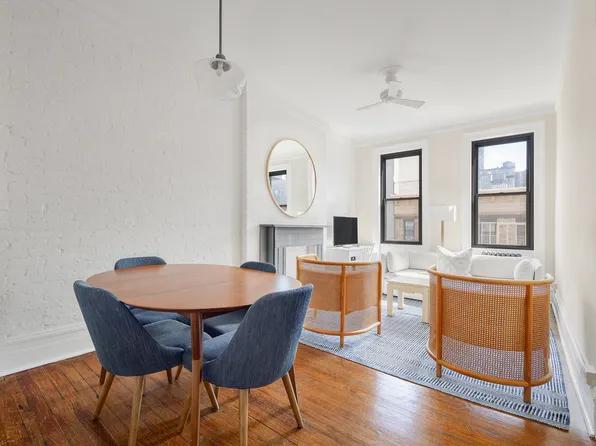 223 West 21st Street 5M image 1 of 8