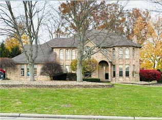 5840 Rosewood Dr, Youngstown, OH