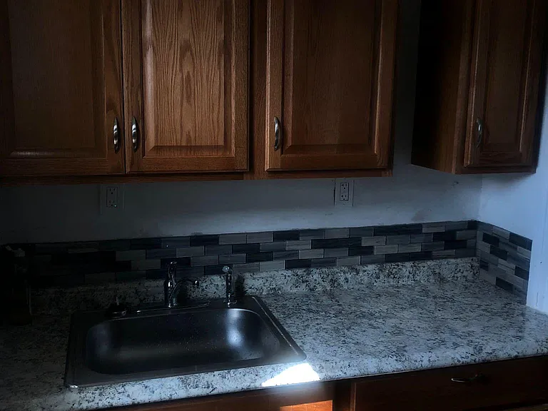 189 Hillside Ave #1B — Photo 4