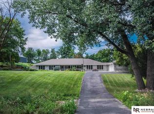 5400 144th St, Weeping Water, NE 68463