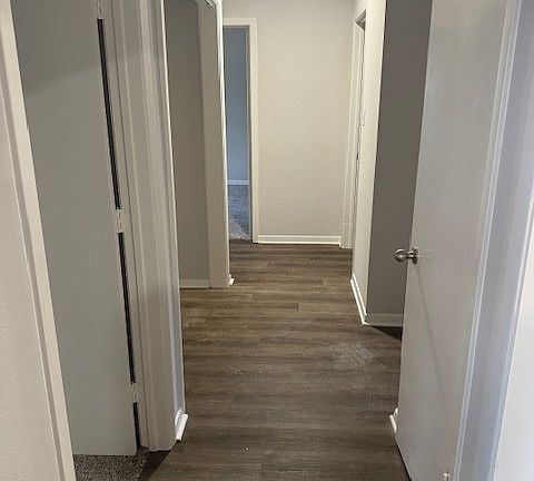 4th image of 300 SE 20th St