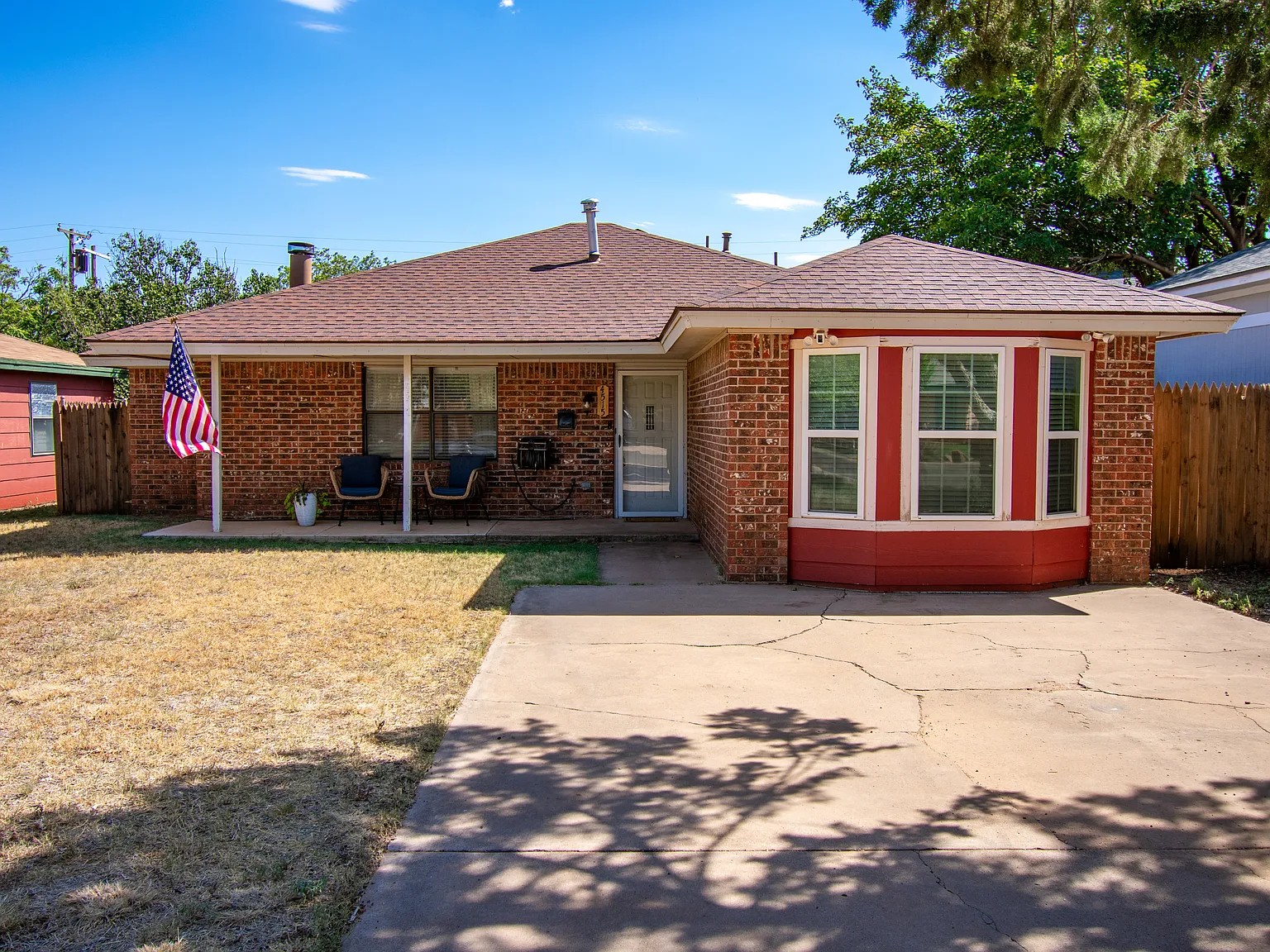 3 bed, 1259 sqft, $1,200 — Photo 2