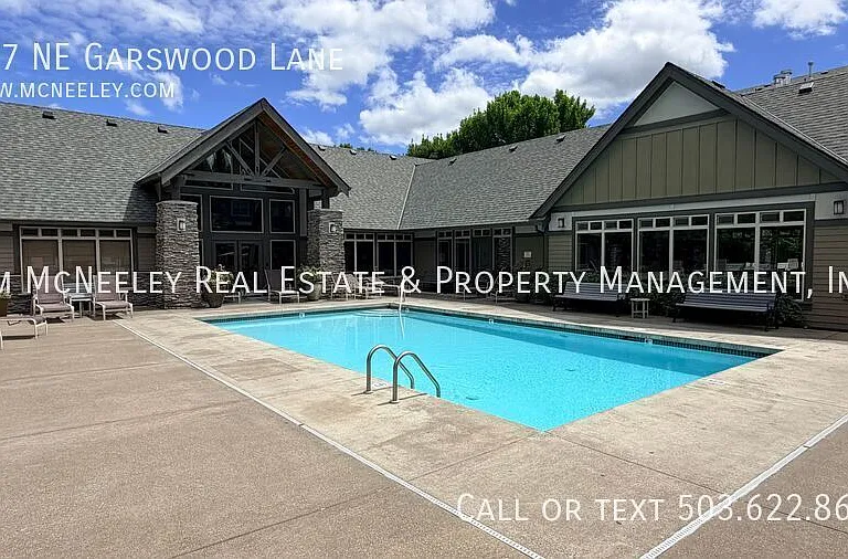 677 NE Garswood Ln — Photo 19