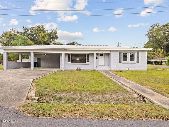 2nd image of 504 S Avenue K