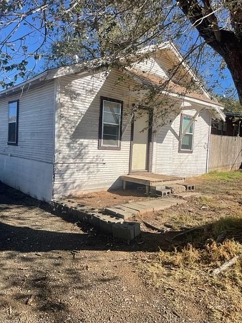 1st image of 307 E Central Ave