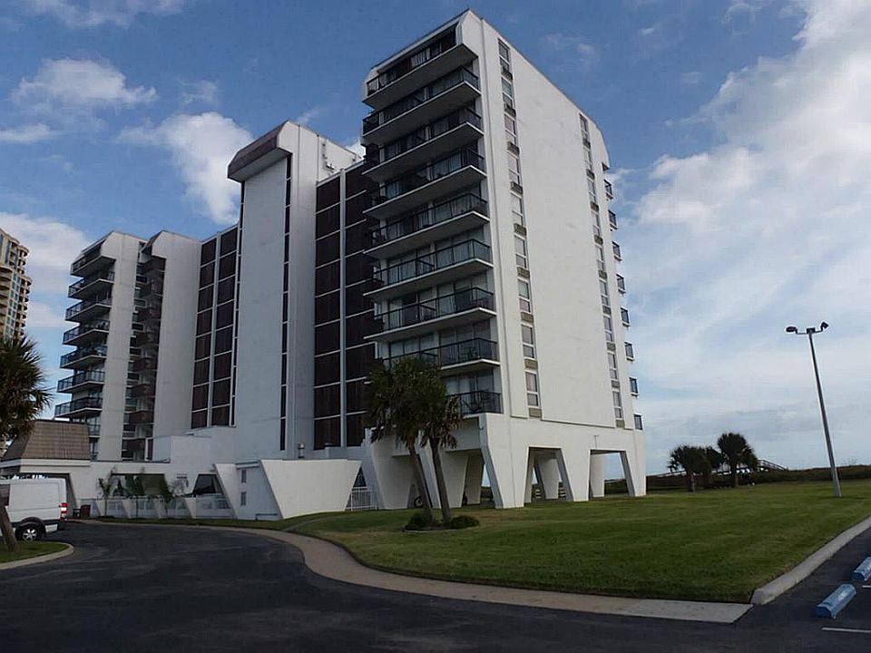 1st image of 415 E Beach Dr APT 605
