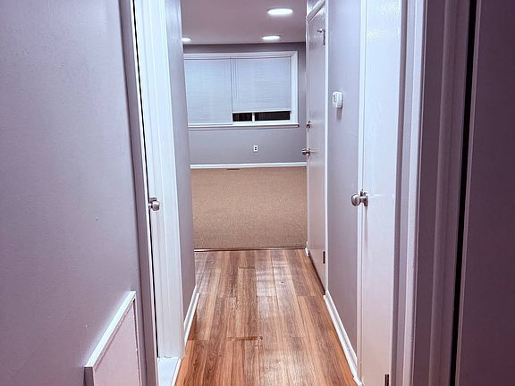 4th image of 263 Ridgeway Ter Floor 2