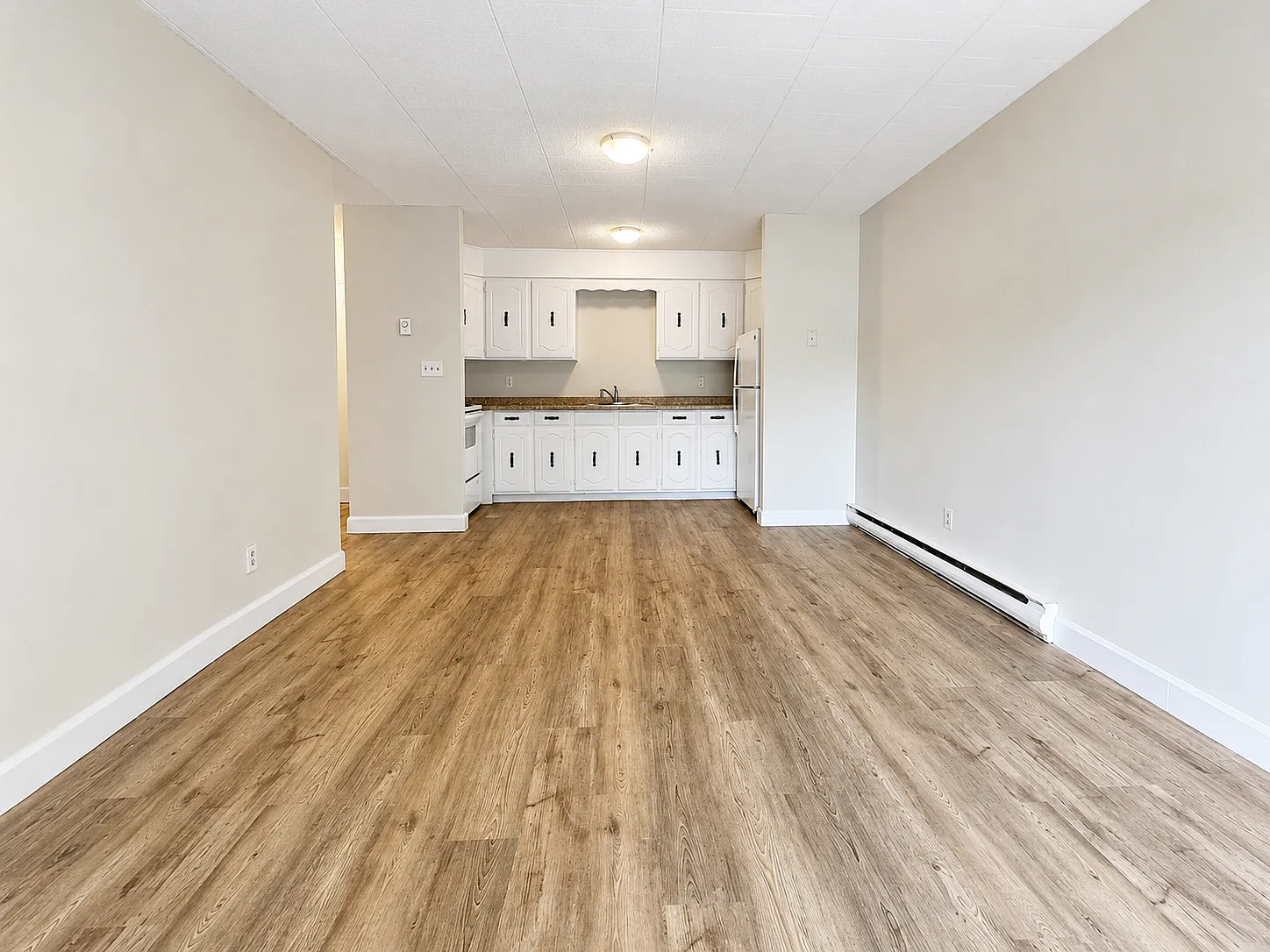 2 bedroom - 130 Sheldon Avenue Chatham ON N7L 3M7 — Photo 4