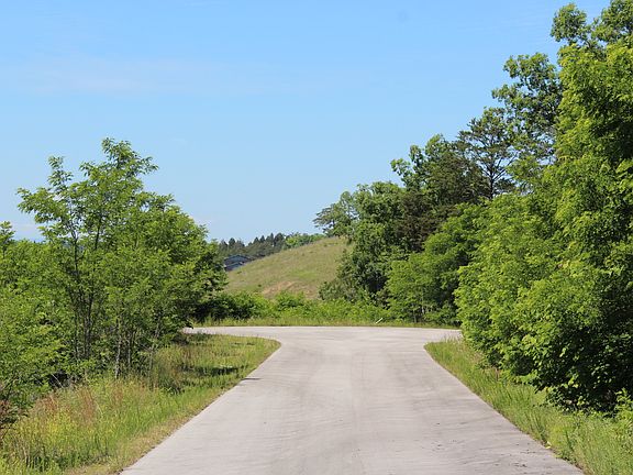 Lot at end of cul-de-sac