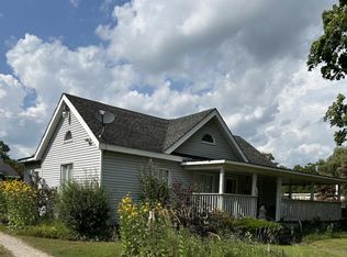 1429 E Caro Rd, Caro, MI 48723